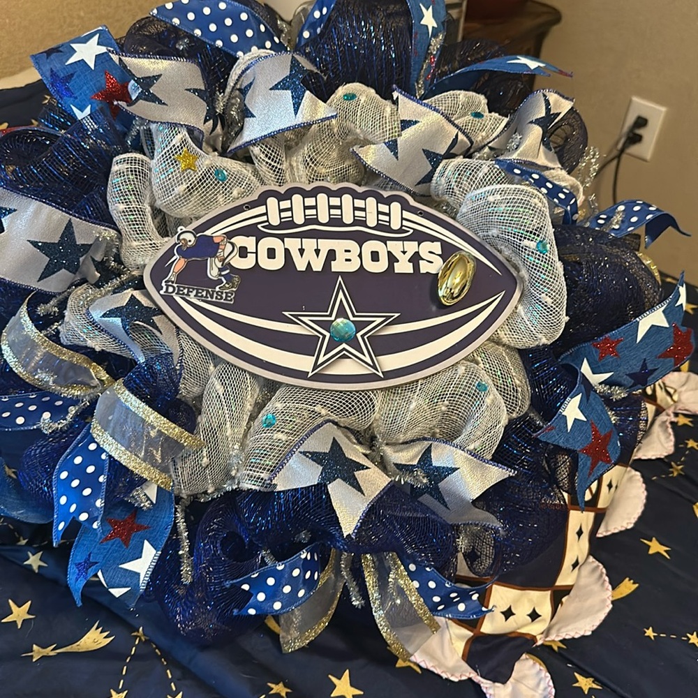 Homemade sports wreath.deco mesh ,football signs